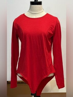 EUC XXL body suit, true to size, long sleeve, round neckline, red
